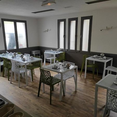 A l'Orée de la Forêt Campénéac Exterior foto